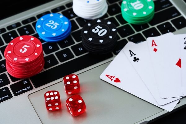Payment method selection interface on warisanbola during Dota 2 tournament season